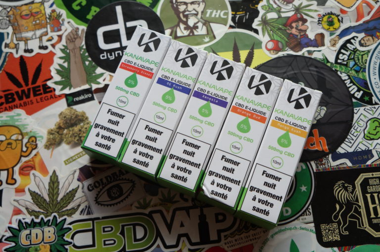 Oro essaye les e-liquides Kanavape