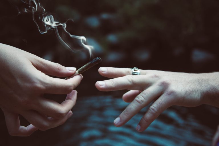 Appel du 18 Juin : Législations du cannabis mondial