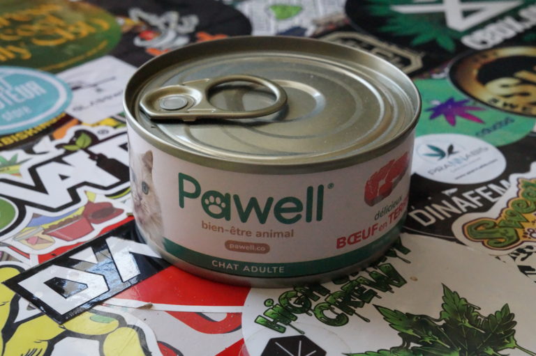 Mes chats mangent du Pawell !